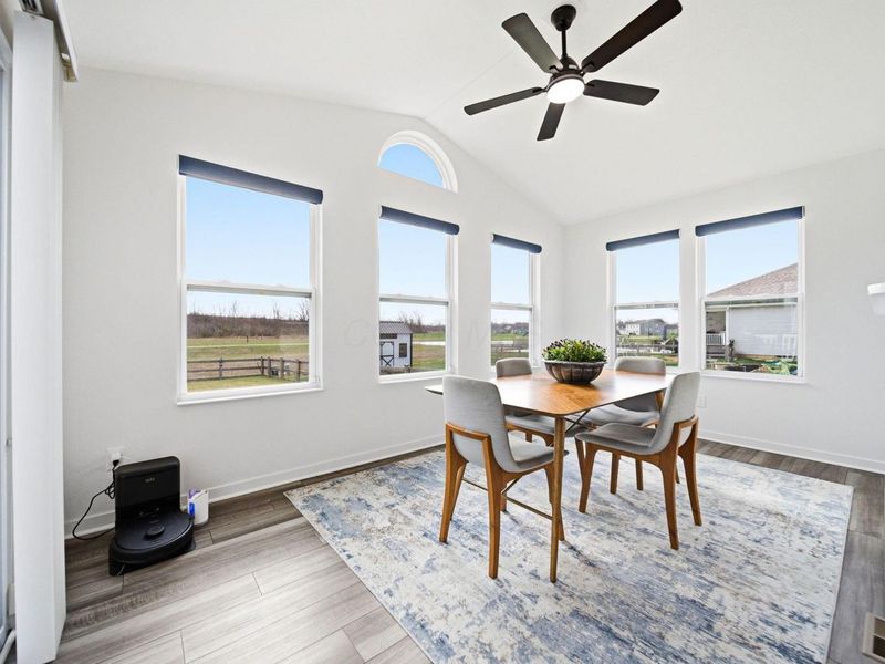 447 Rochdale, Delaware, OH 43015 Photo 17