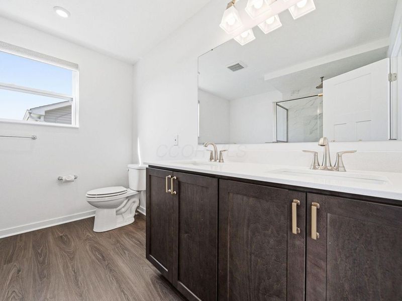 447 Rochdale, Delaware, OH 43015 Photo 31