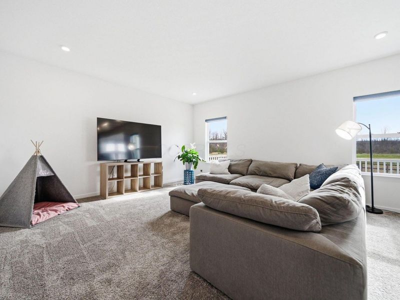 447 Rochdale, Delaware, OH 43015 Photo 9