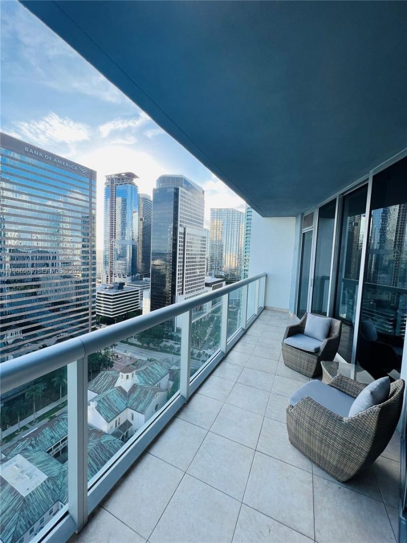495 Brickell Ave , Unit 2707, Miami, FL 33131 Photo