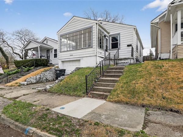 4246 Pleasant View Avenue, Dayton, OH 45420