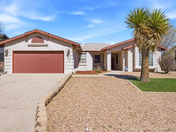 2881 Chessman Drive SE, Rio Rancho, NM 87124