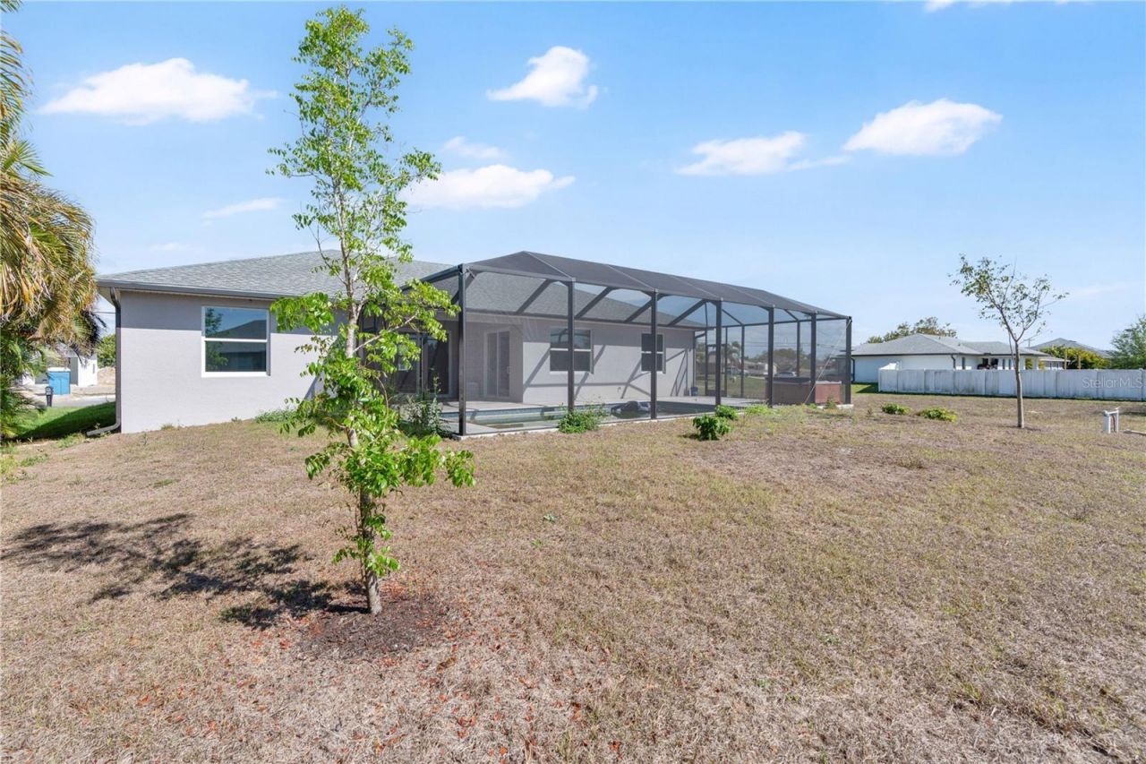 1306 NE 2nd Avenue , Cape Coral, FL 33909 Photo