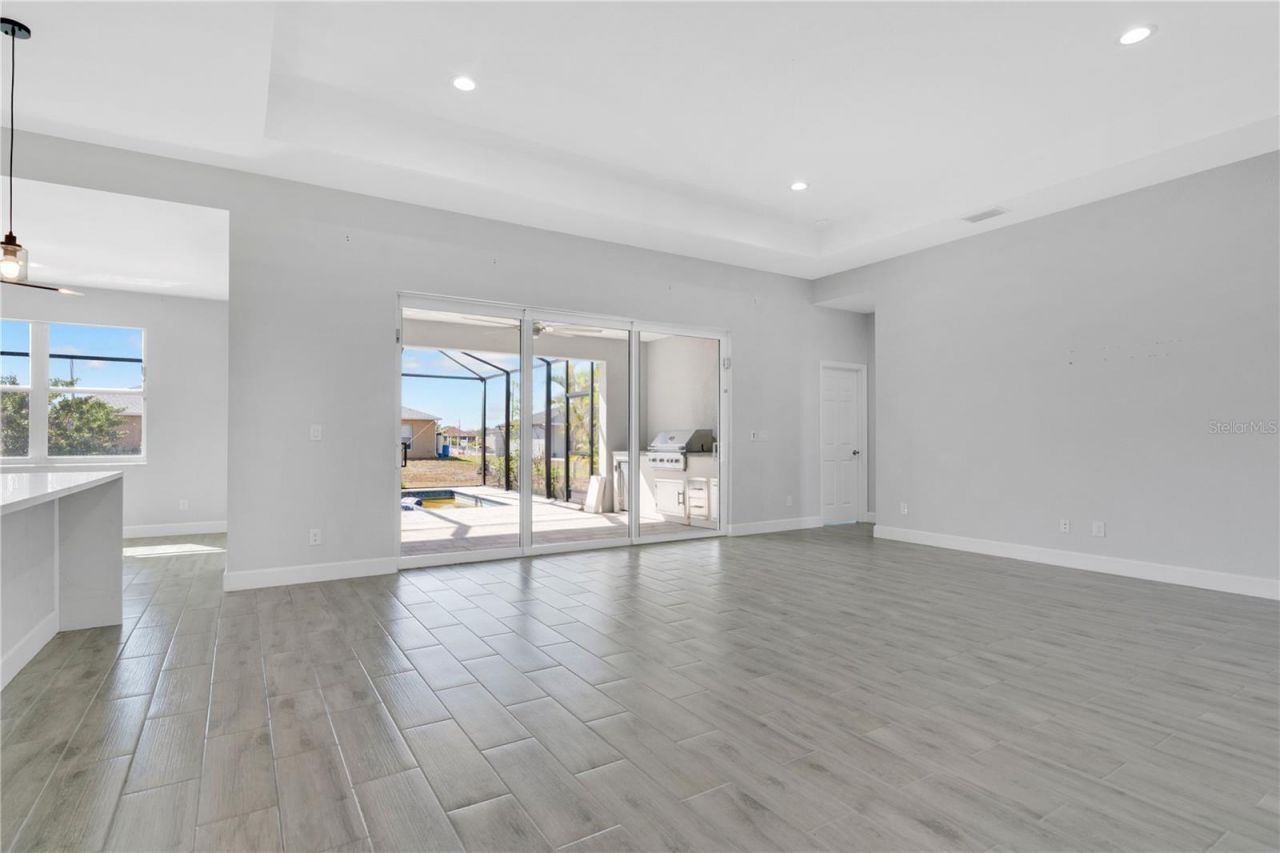 1306 NE 2nd Avenue , Cape Coral, FL 33909 Photo