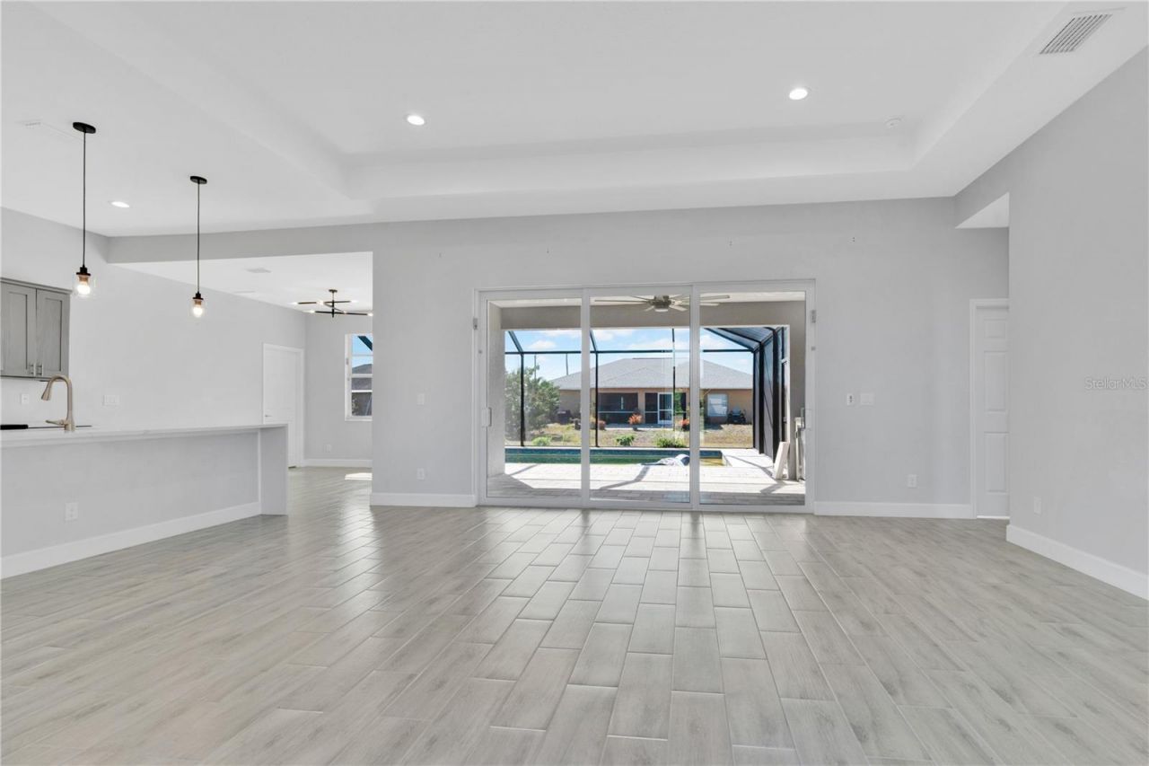 1306 NE 2nd Avenue , Cape Coral, FL 33909 Photo