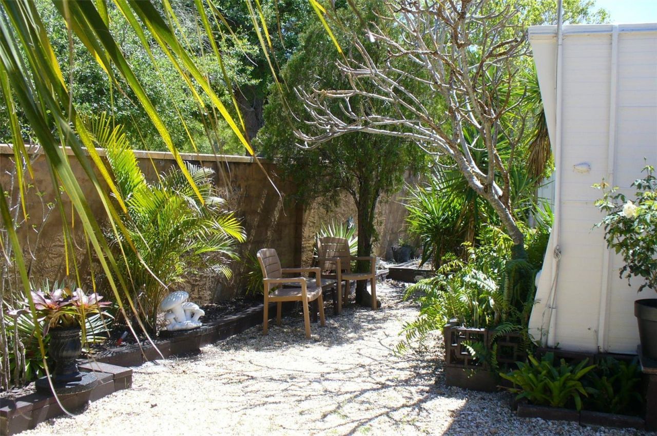 7801 34th Avenue N, Unit 2, Saint Petersburg, FL 33710 Photo