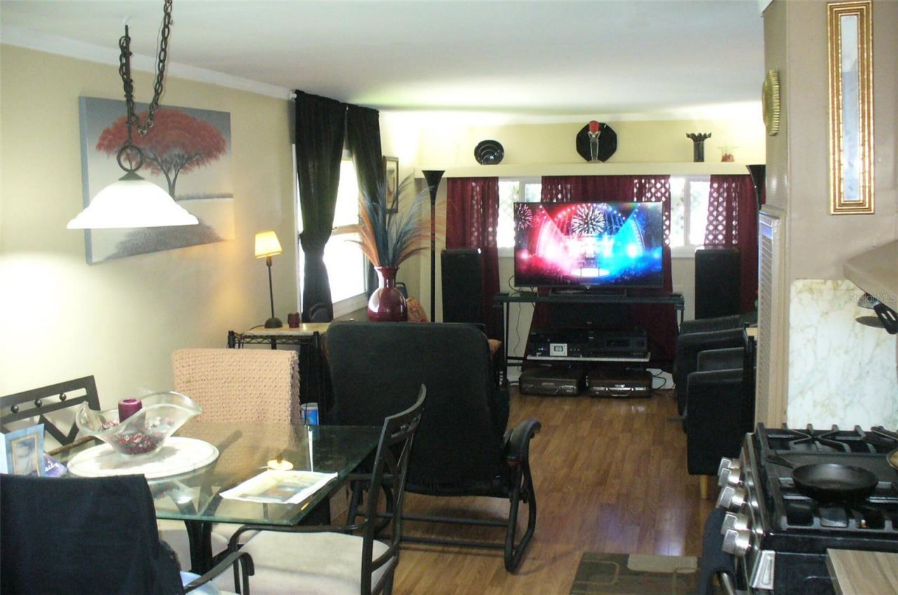 7801 34th Avenue N, Unit 2, Saint Petersburg, FL 33710 Photo