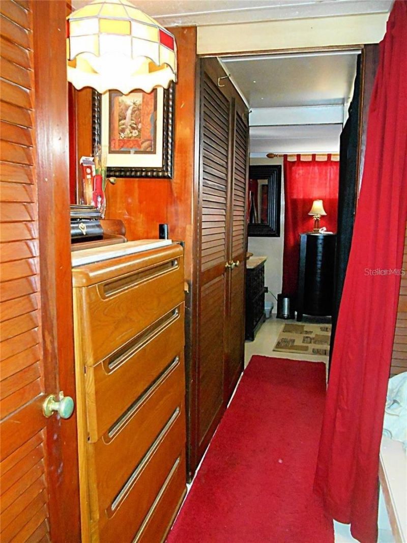 7801 34th Avenue N, Unit 2, Saint Petersburg, FL 33710 Photo