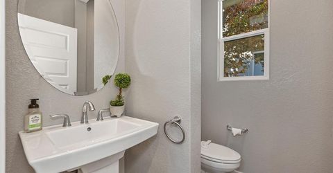 3240 Dullanty Way, Sacramento, CA 95816 Photo