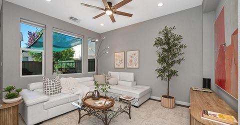 3240 Dullanty Way, Sacramento, CA 95816 Photo