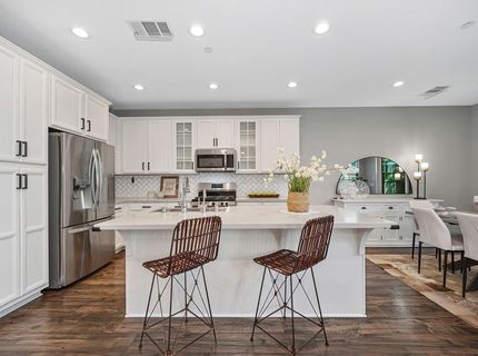 3240 Dullanty Way, Sacramento, CA 95816 Photo