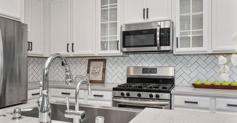 3240 Dullanty Way, Sacramento, CA 95816 Photo