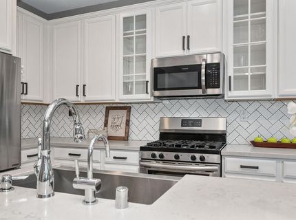 3240 Dullanty Way, Sacramento, CA 95816 Photo