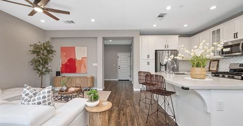 3240 Dullanty Way, Sacramento, CA 95816 Photo