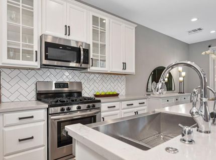 3240 Dullanty Way, Sacramento, CA 95816 Photo