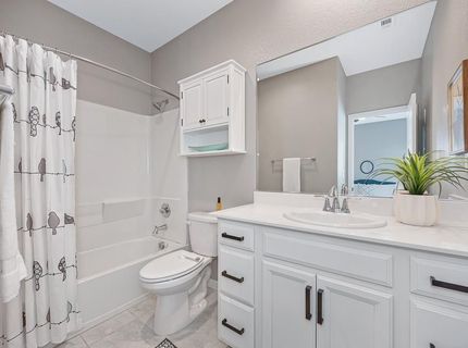 3240 Dullanty Way, Sacramento, CA 95816 Photo