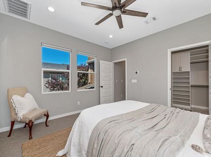 3240 Dullanty Way, Sacramento, CA 95816 Photo