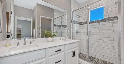 3240 Dullanty Way, Sacramento, CA 95816 Photo