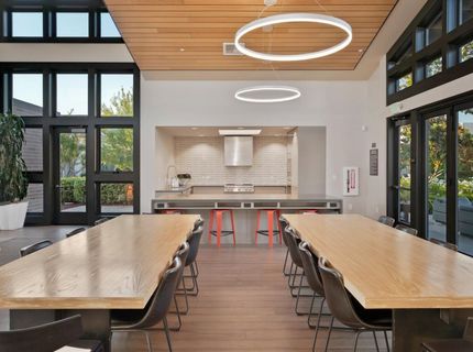 3240 Dullanty Way, Sacramento, CA 95816 Photo