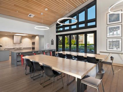 3240 Dullanty Way, Sacramento, CA 95816 Photo