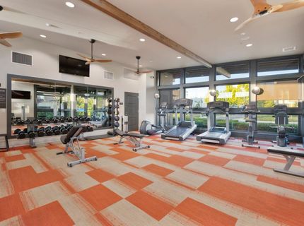 3240 Dullanty Way, Sacramento, CA 95816 Photo