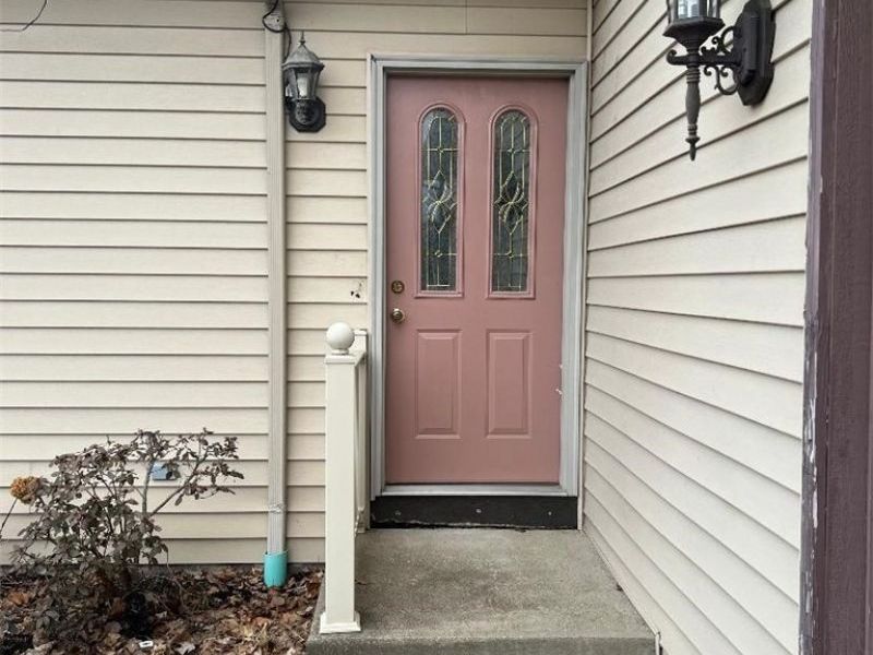 6456 S Rim Circle, Valley City, OH 44280 Photo 2