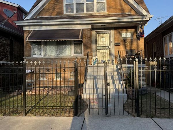 5433 S Homan Avenue, Chicago, IL 60632
