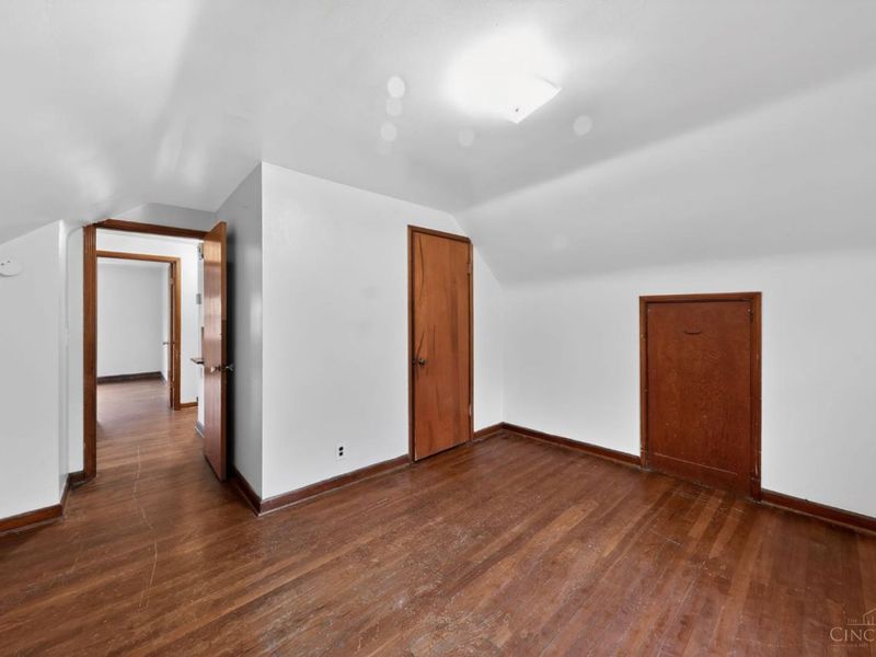 4669 Kirby Avenue, Cincinnati, OH 45223 Photo 28