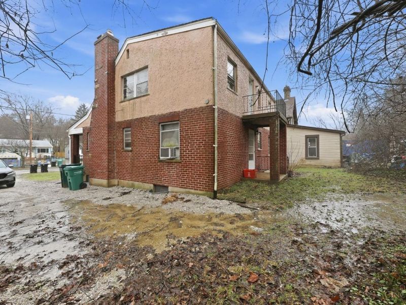 4669 Kirby Avenue, Cincinnati, OH 45223 Photo 6