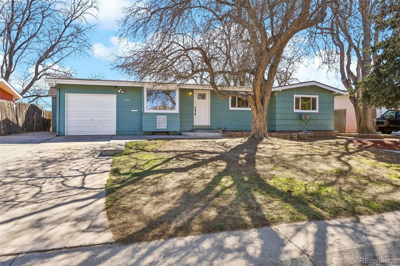 2580 Valley View Drive, Denver, CO 80221 Main Photo
