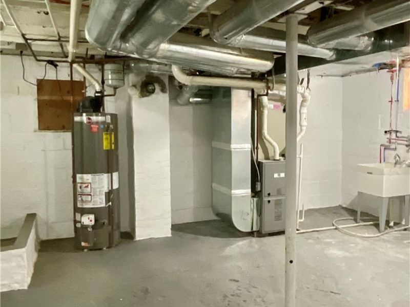 425 Spaulding Street, Akron, OH 44310 Photo 13