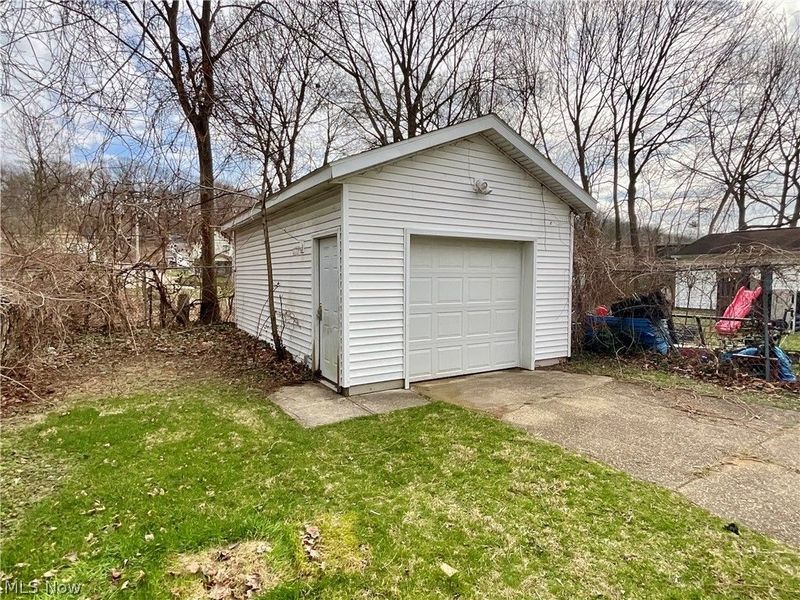 425 Spaulding Street, Akron, OH 44310 Photo 17