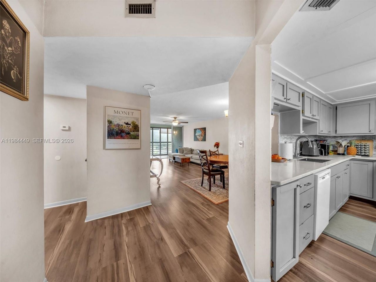 1101 NE 191st St , Unit 307, Miami, FL 33179 Photo