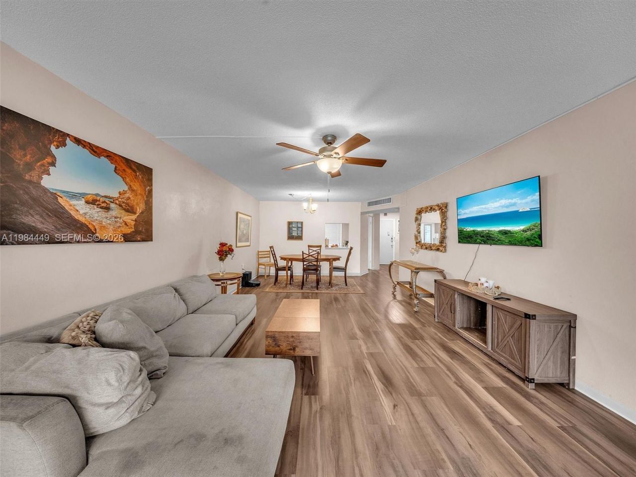 1101 NE 191st St , Unit 307, Miami, FL 33179 Photo