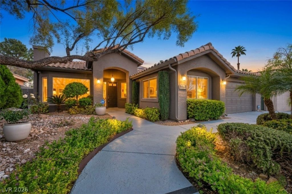 8964 Echo Ridge Drive, Las Vegas, NV 89117 Main Photo