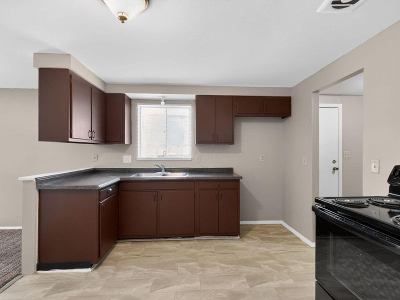 5794 Buenos Aires Boulevard, Westerville, OH 43081 Photo 13