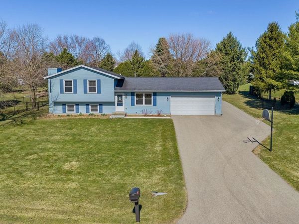 6657 Wendell Way, DeForest, WI 53532