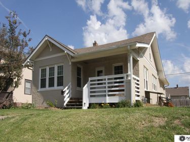2760 S 13th Street, Lincoln, NE 68502