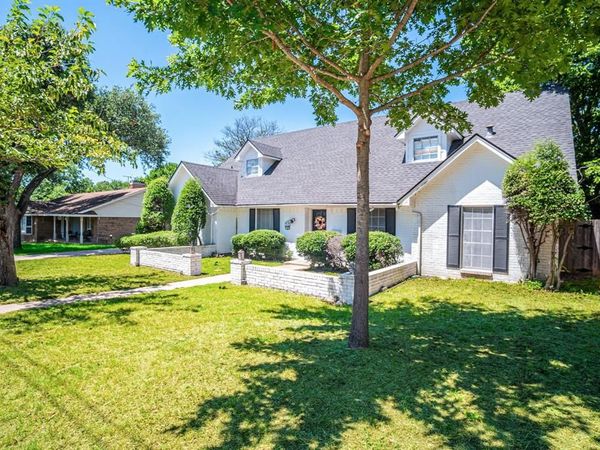 1127 Willow Creek Drive, Lancaster, TX 75146