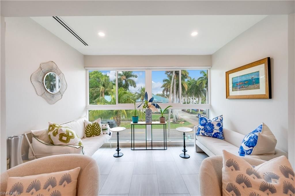 1021 3rd St S, Unit 310, Naples, FL 34102 Photo