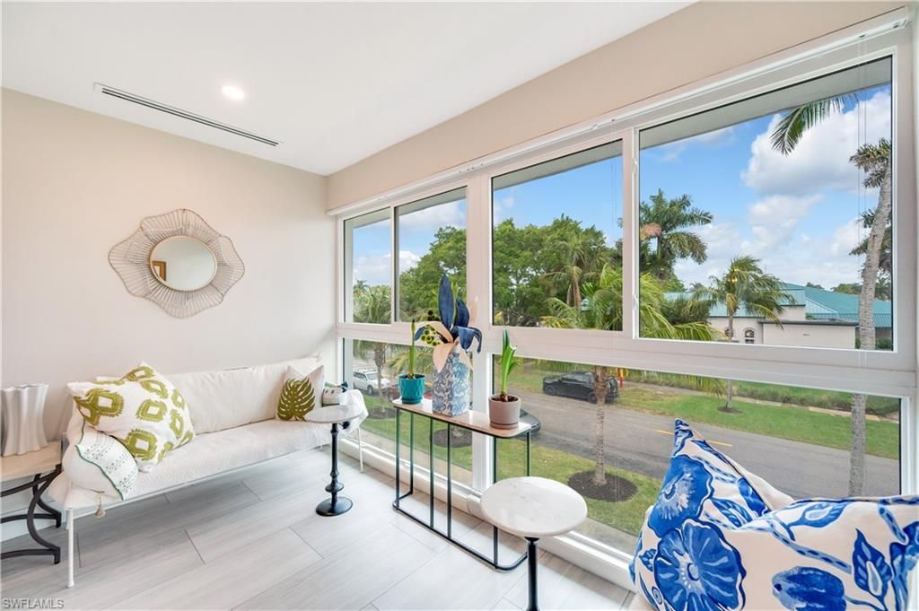 1021 3rd St S, Unit 310, Naples, FL 34102 Photo