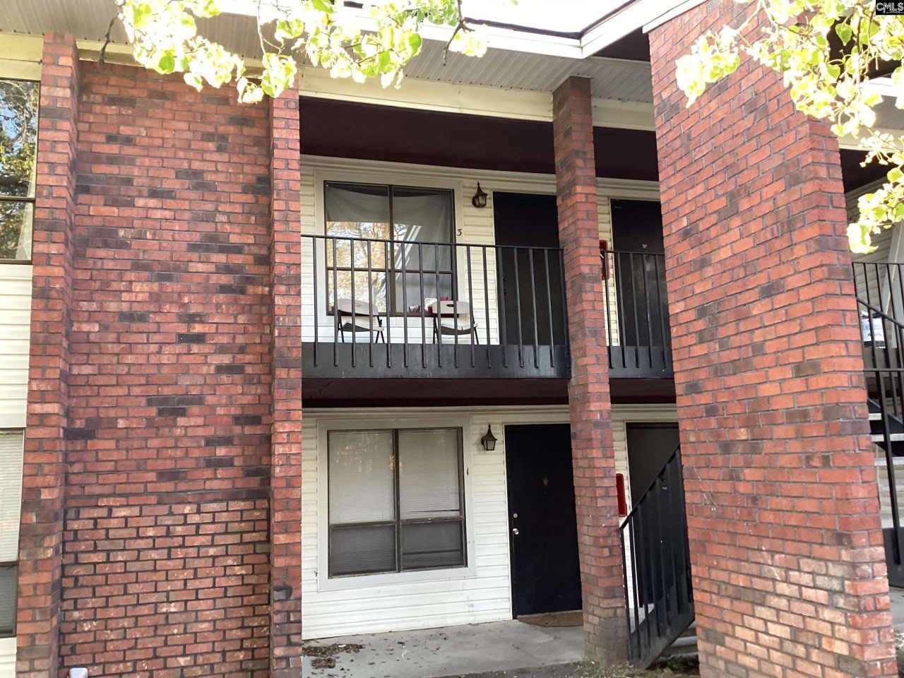 251 Rast St  Photo 5