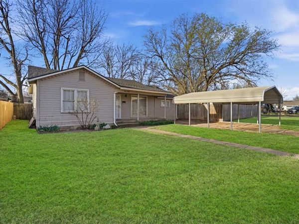 412 W Harrison Street, Mangum, OK 73554