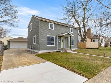 13367 Fordline Street, Southgate, MI 48195