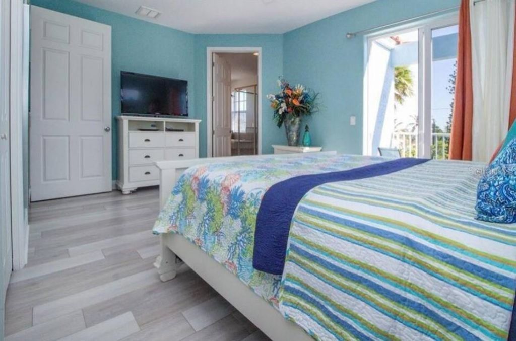 2319 Avenue C , Unit 200, Bradenton Beach, FL 34217 Photo