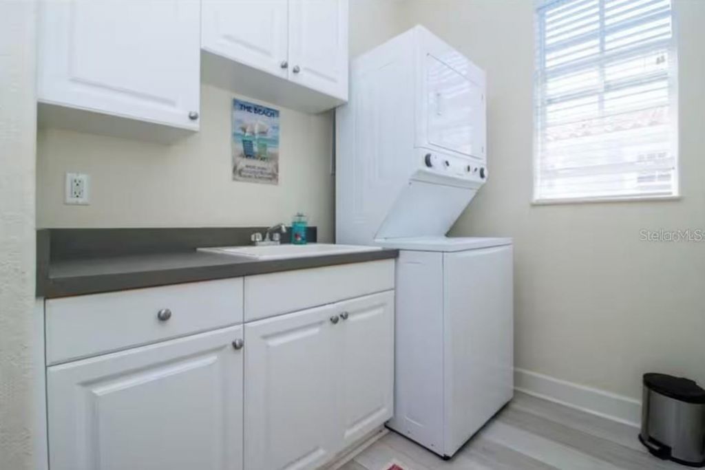 2319 Avenue C , Unit 200, Bradenton Beach, FL 34217 Photo