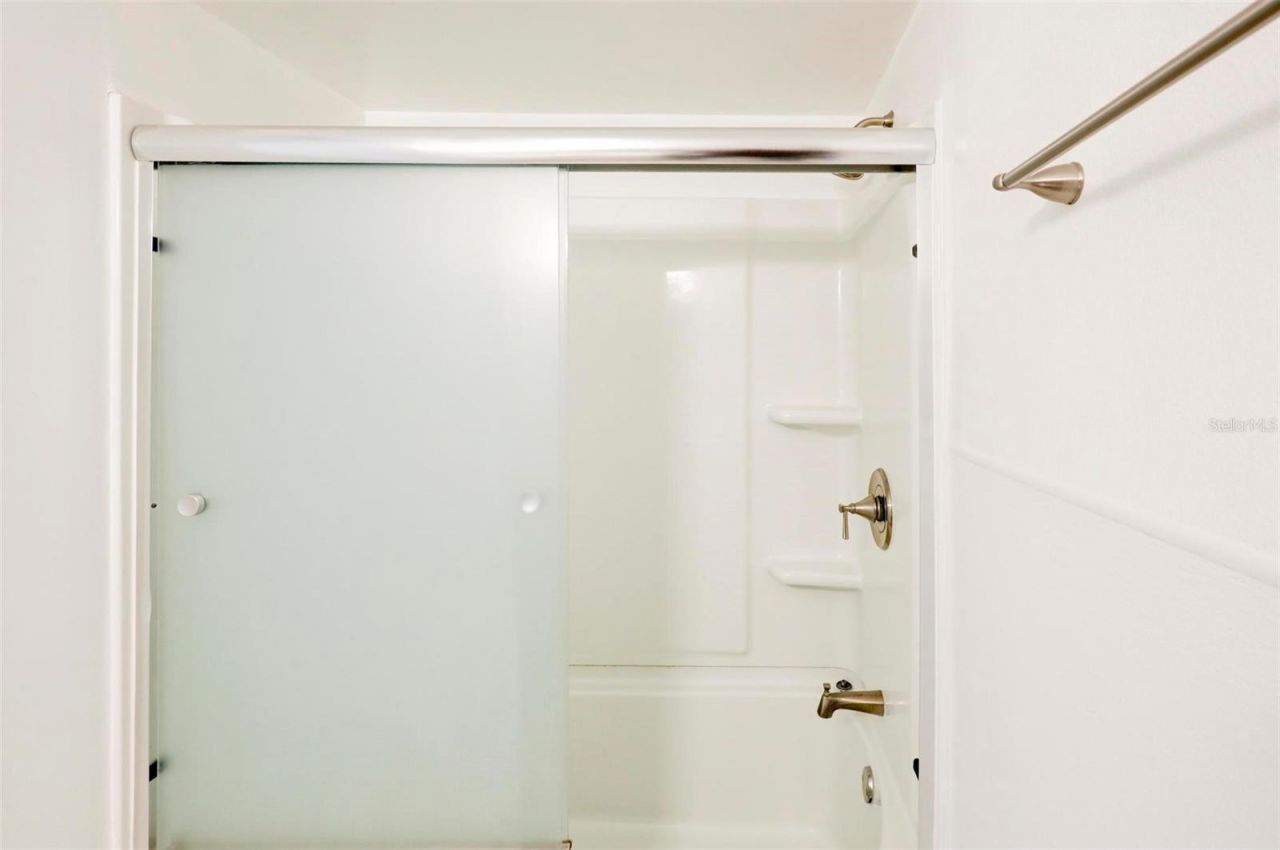 16206 Sagebrush Road, Tampa, FL 33618 Photo