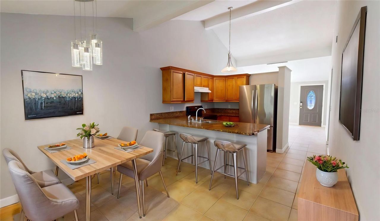 16206 Sagebrush Road, Tampa, FL 33618 Photo