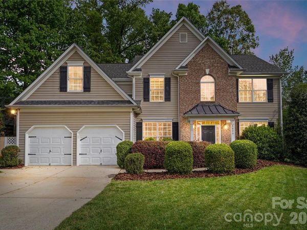 8606 Driscoll Court, Charlotte, NC 28269