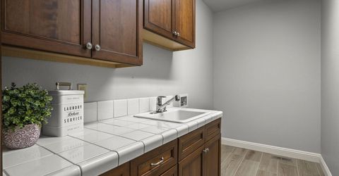 5010 Eaglesham Court, Reno, NV 89519 Photo